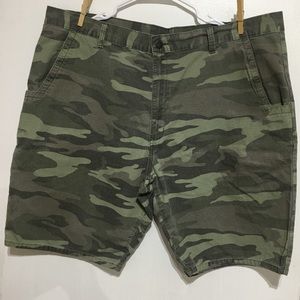 Dickies cargo shorts size 42
